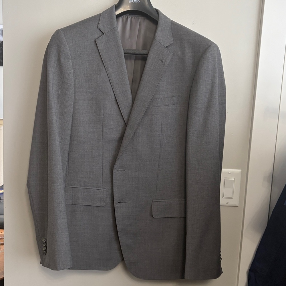 Hugo Boss Men’s Grey Blazer
